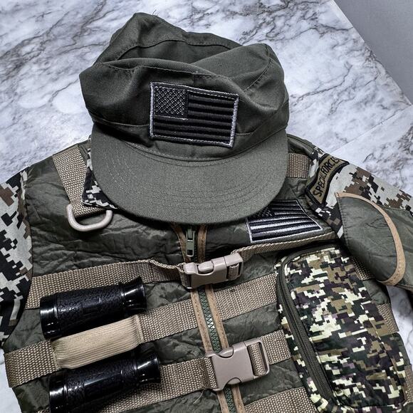 Teetot & CO Kids Digital Camo Special Forces Costume w Hat Army Cosplay Size 5/6 - Picture 1 of 3